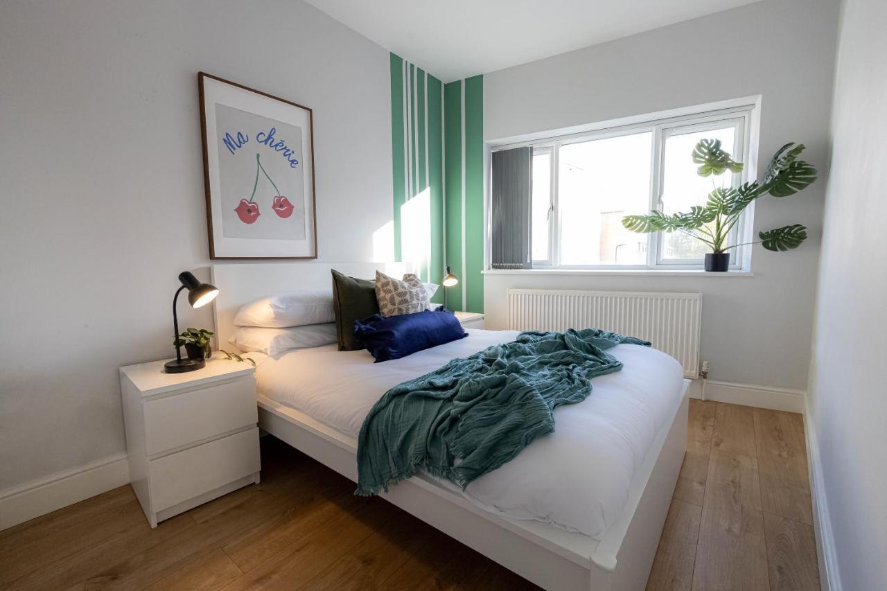 Camden Apartments Next To Market And Tube Station 伦敦 外观 照片